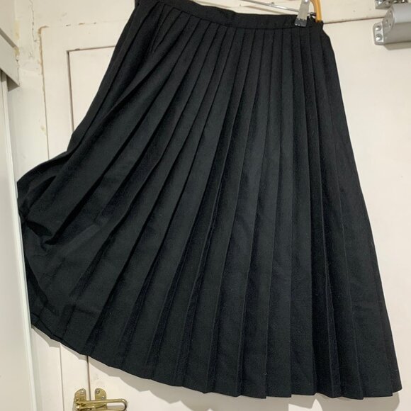 GEMME MIDWEIGHT WOOL PLEATED SKIRTS SIZE 28 - Picture 1 of 13